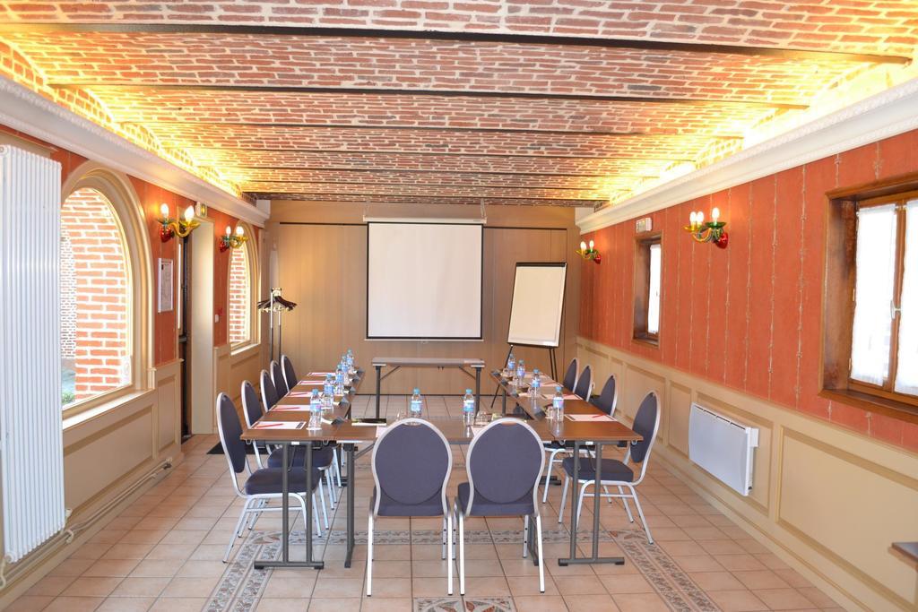 Hotel Le Domaine Des Cigognes Ennevelin Exterior foto